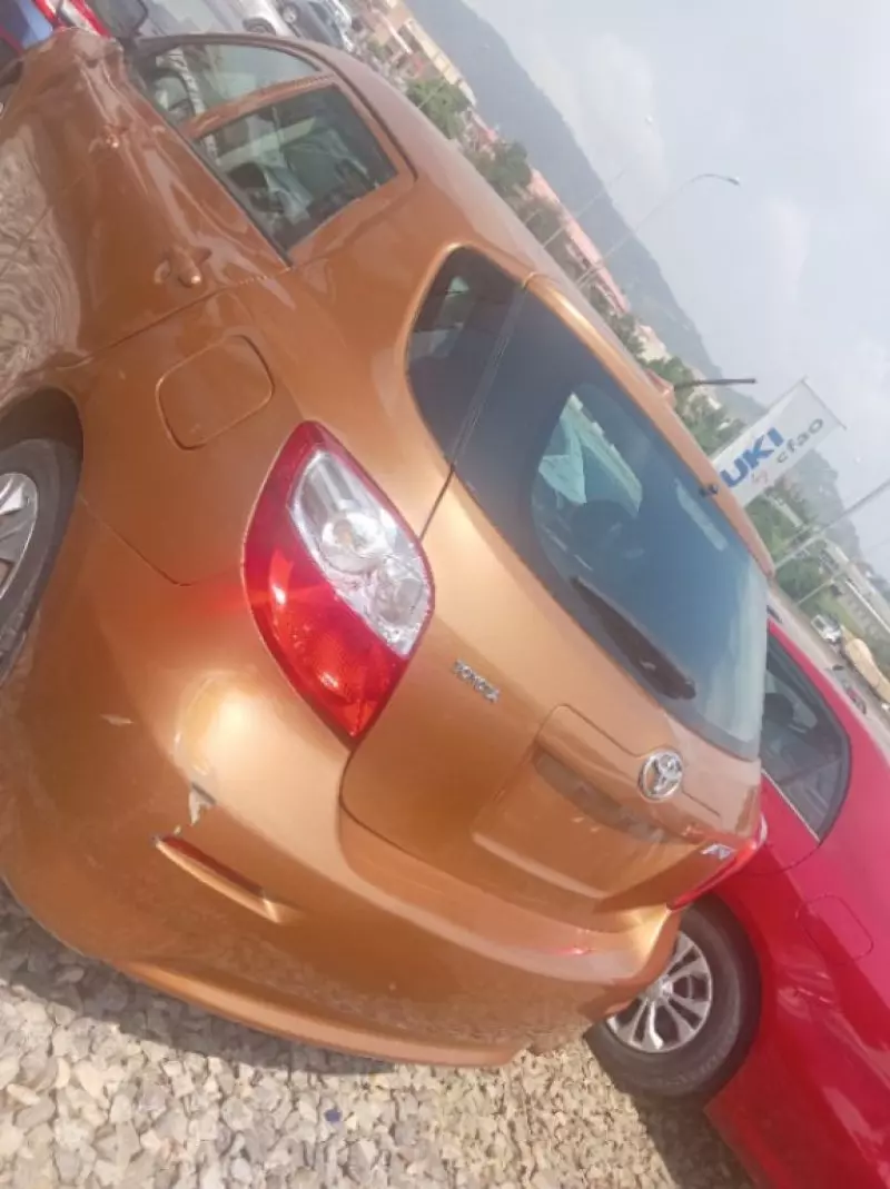 Toyota Matrix   - 2009
