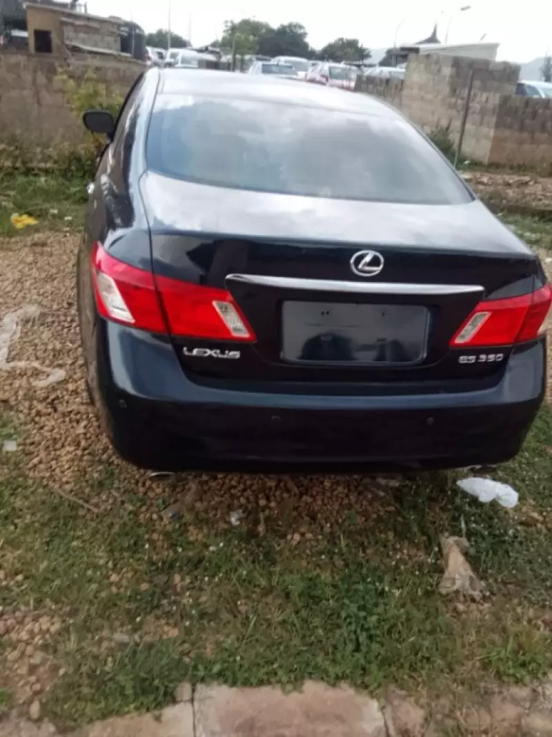 Lexus ES   - 2009