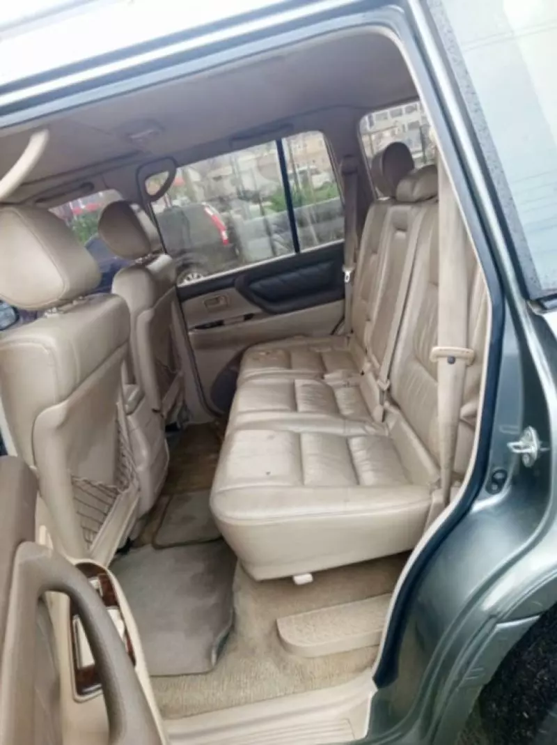 Toyota Land Cruiser   - 2000
