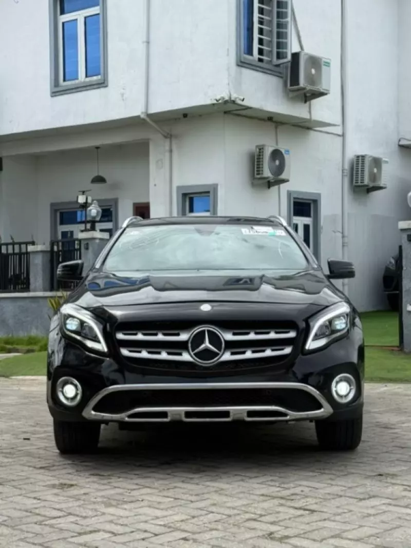Mercedes-Benz Gla-class   - 2019
