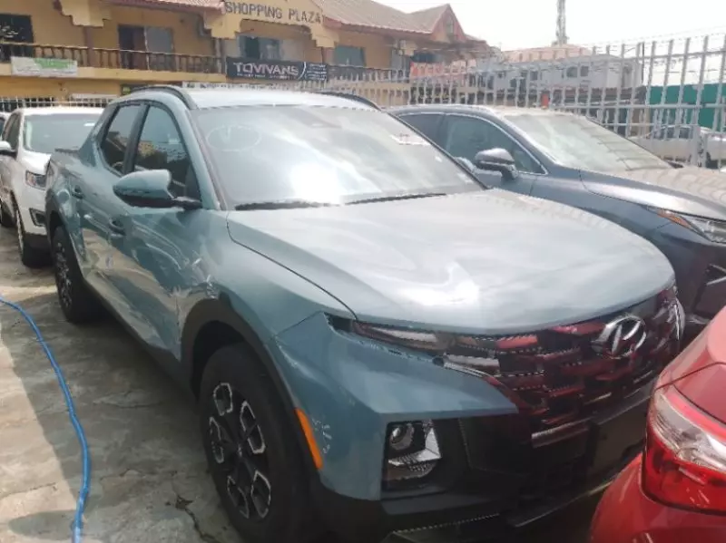 Hyundai Santa Cruz   - 2023