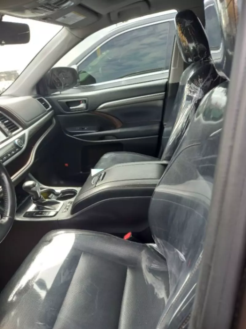 Toyota Highlander   - 2018