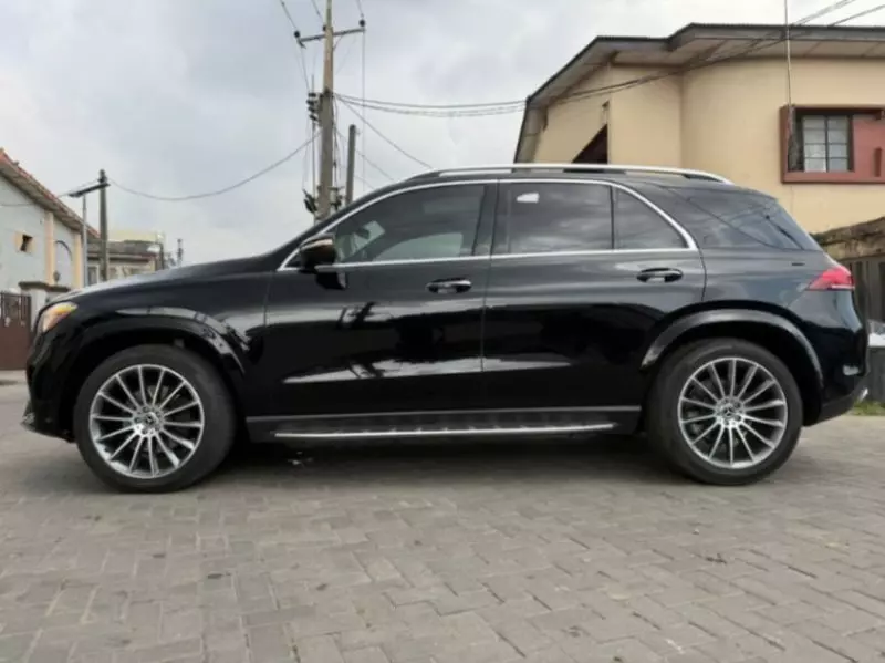 Mercedes-Benz GLE-Class   - 2020