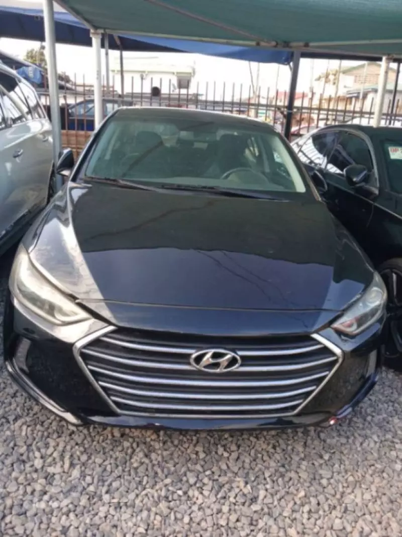 Hyundai Elantra   - 2017
