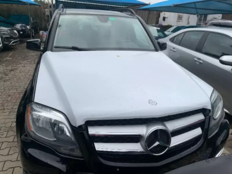 Mercedes-Benz GLK 350   - 2014