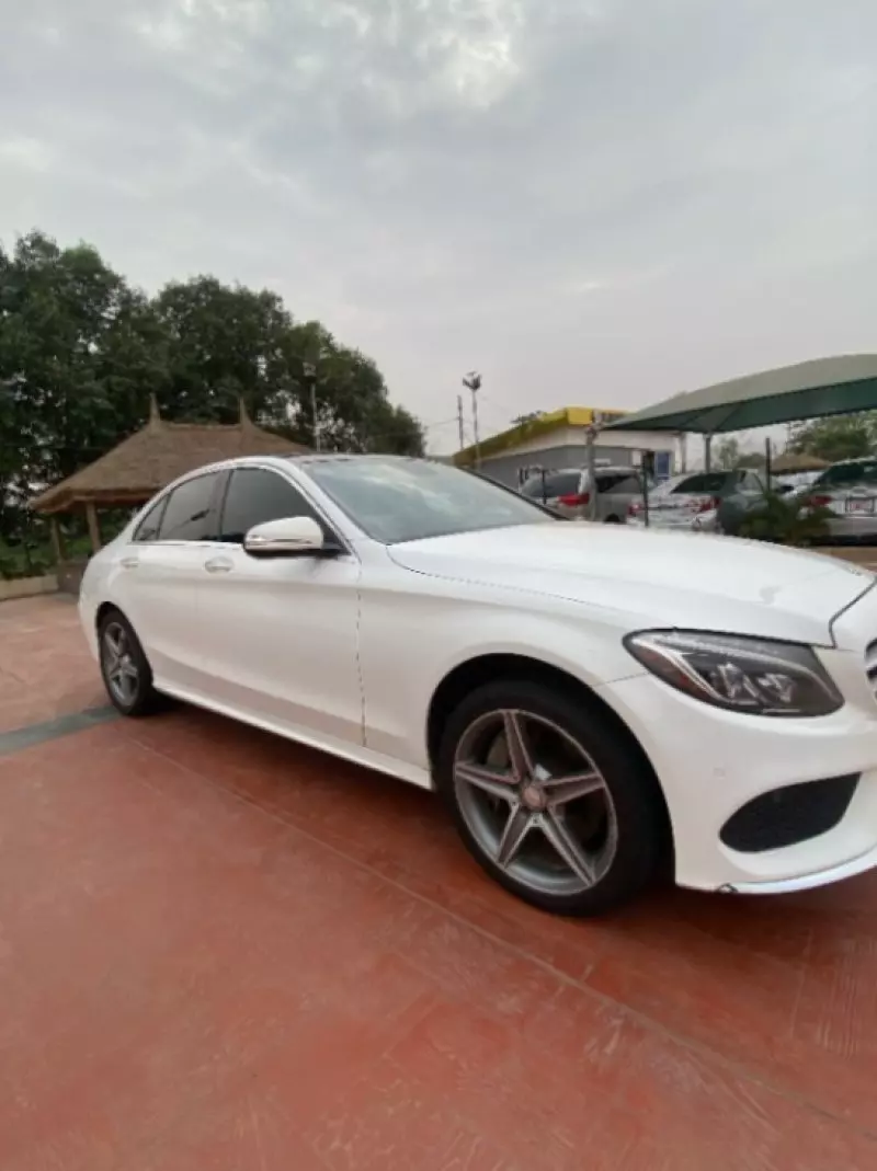 Mercedes-Benz C 300   - 2015