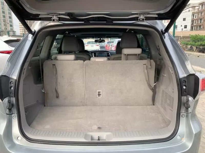 Toyota Highlander - 2016