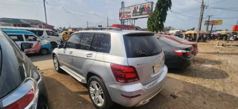 Mercedes-Benz GLK 350   - 2014