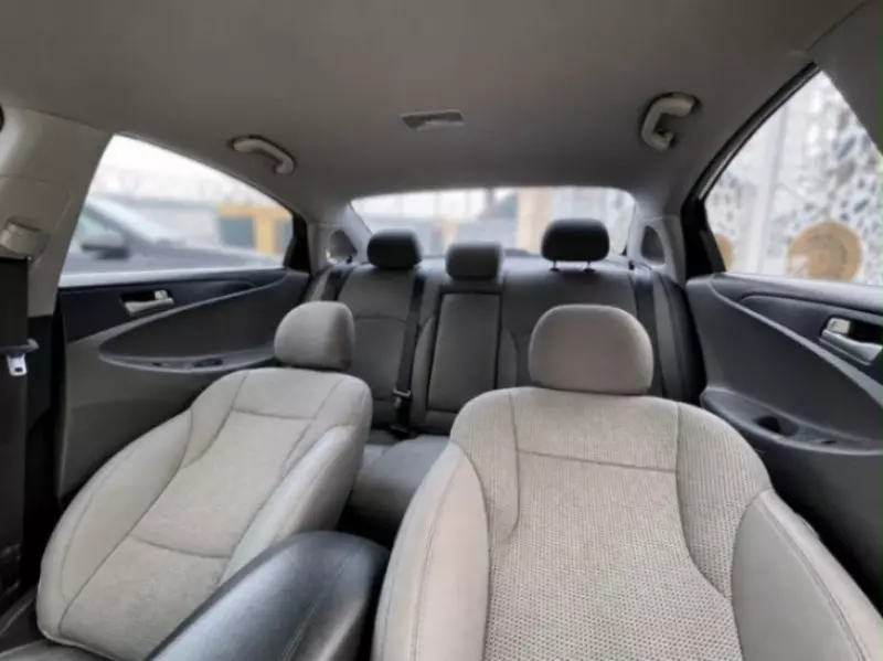 Hyundai Sonata - 2013