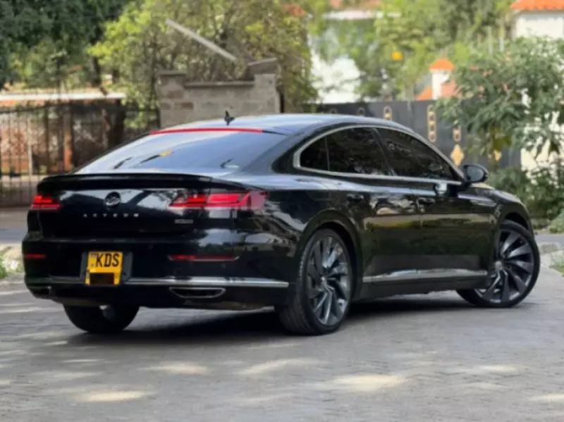 Volkswagen Arteon   - 2018