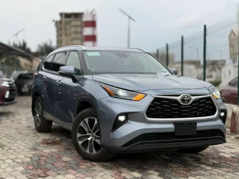TOYOTA Highlander   - 2022