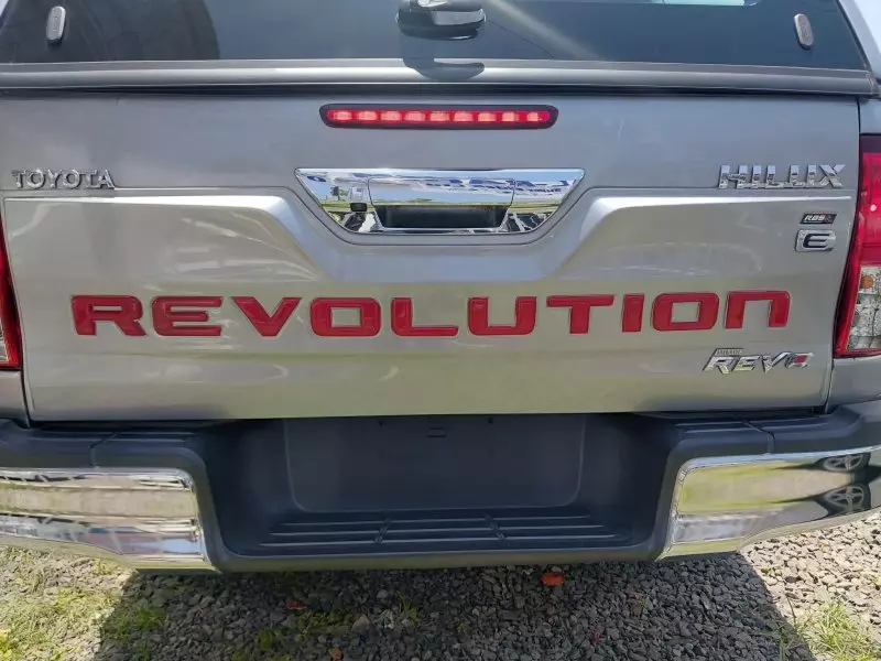TOYOTA Hilux Revo    - 2018