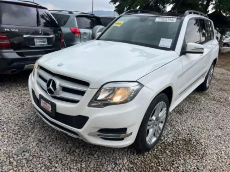 Mercedes-Benz GLK 350   - 2013