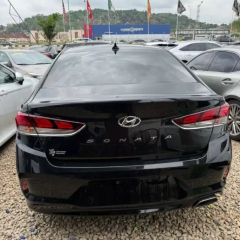 Hyundai Sonata   - 2018