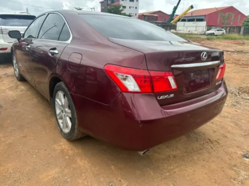 Lexus ES   - 2008