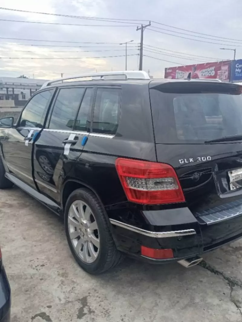 Mercedes-Benz GLK 300   - 2009