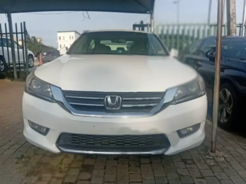 Honda Accord   - 2013