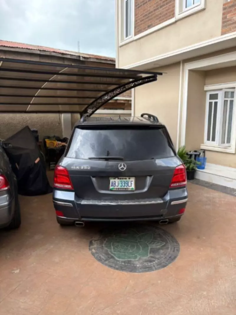 Mercedes-Benz GLK 350   - 2010
