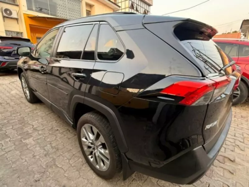 TOYOTA RAV 4   - 2020