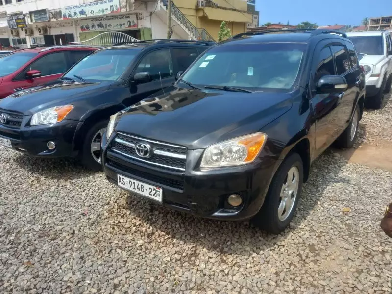 Toyota RAV 4   - 2012