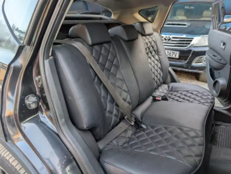 Nissan Qashqai   - 2010