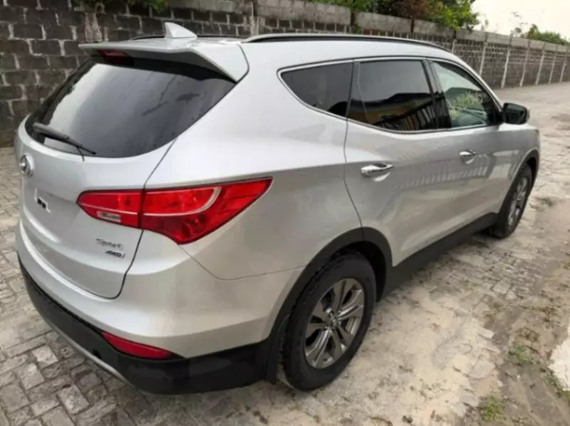 Hyundai Santa Fe Sport   - 2014