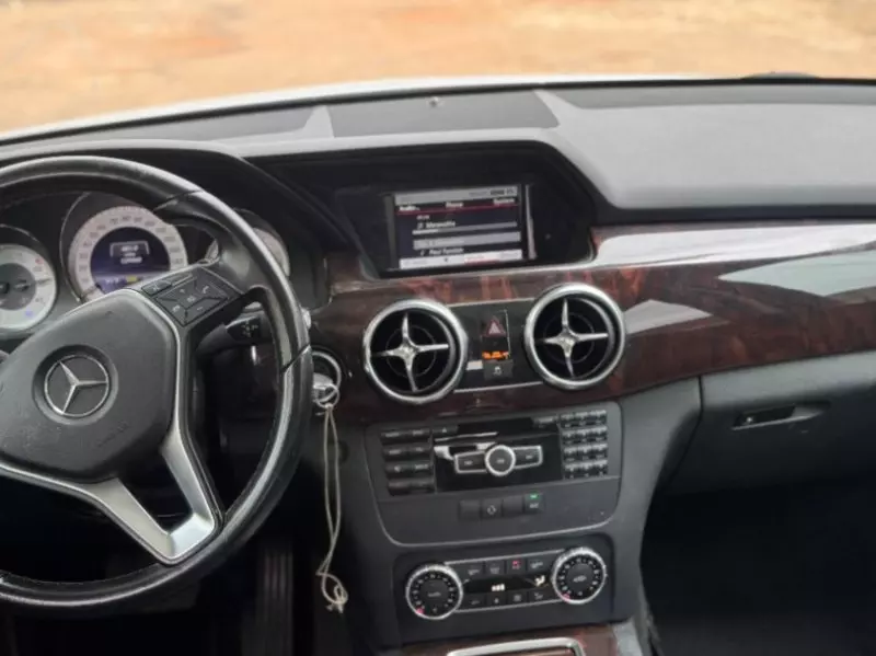 Mercedes-Benz GLK 350   - 2013