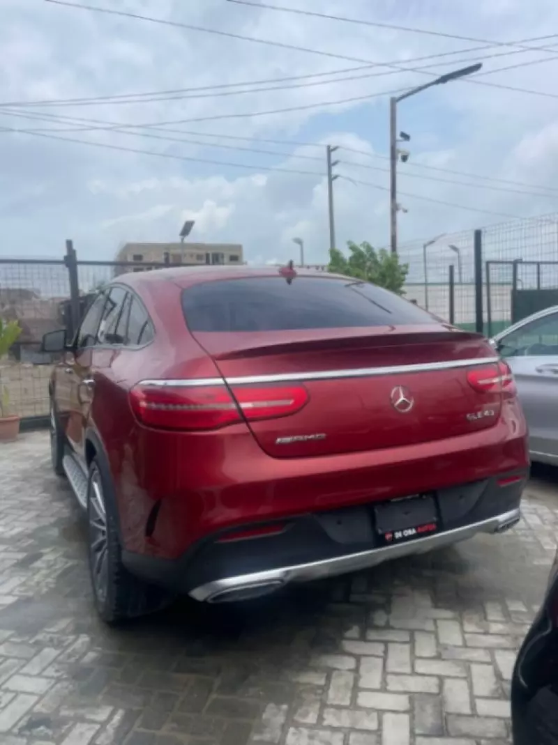 Mercedes-Benz GLE 350 - 2020