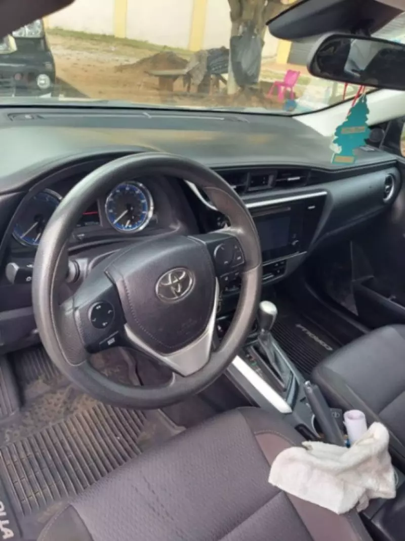 TOYOTA Corolla   - 2017