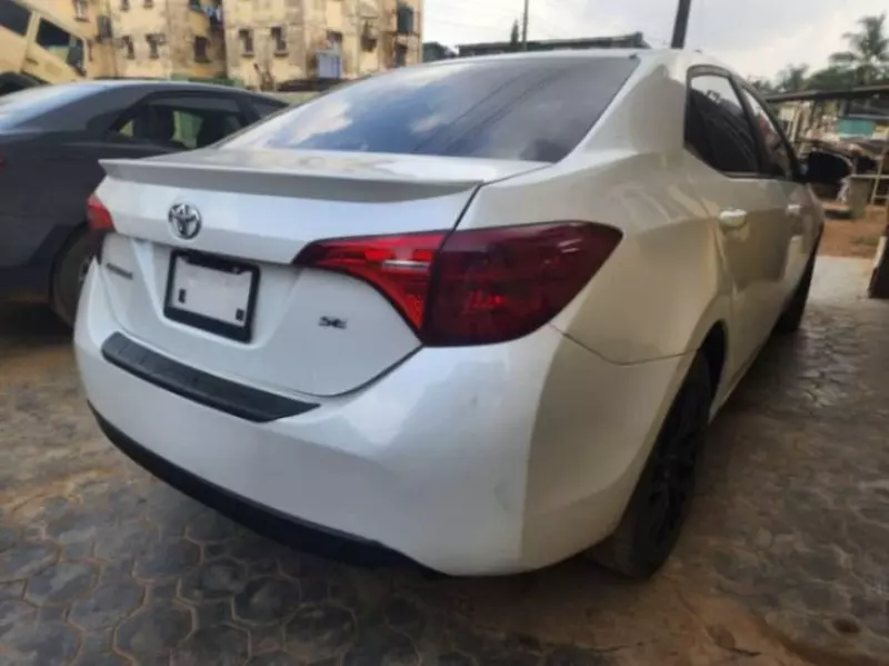Toyota Corolla   - 2017
