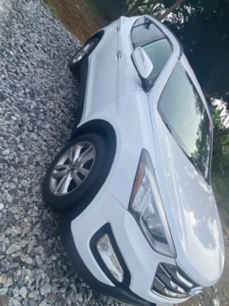 Hyundai Santa Fe Sport - 2014