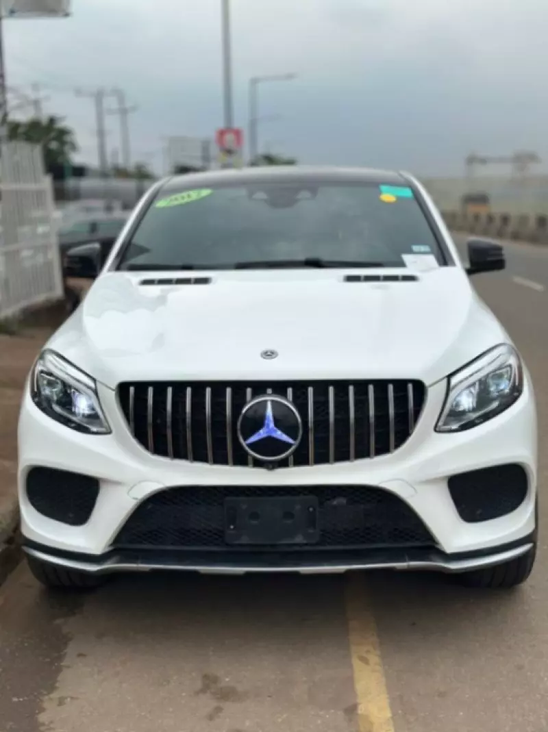Mercedes-Benz GLE 43 AMG   - 2017
