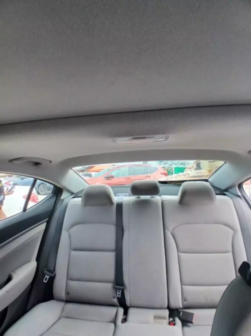 Hyundai Elantra - 2017