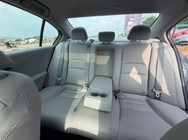 Honda Accord   - 2013