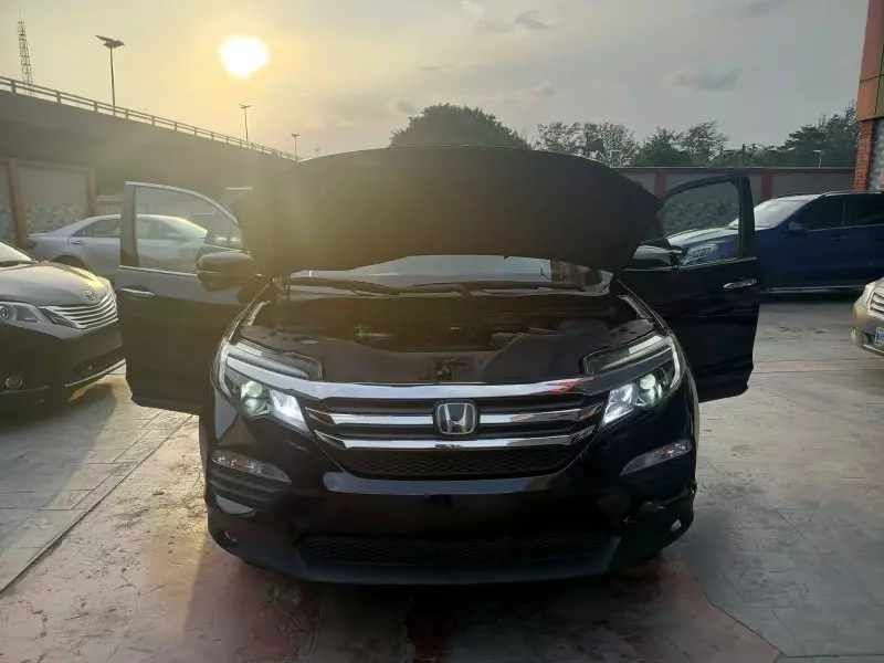 Honda Pilot   - 2017