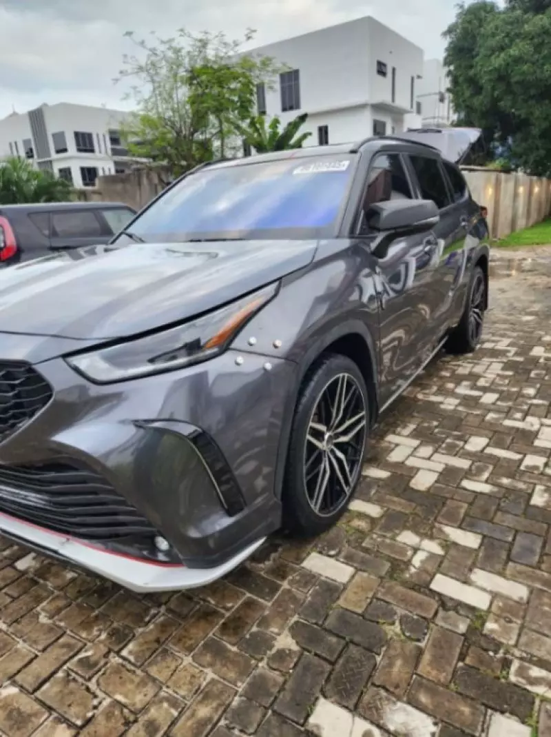 TOYOTA Highlander - 2022