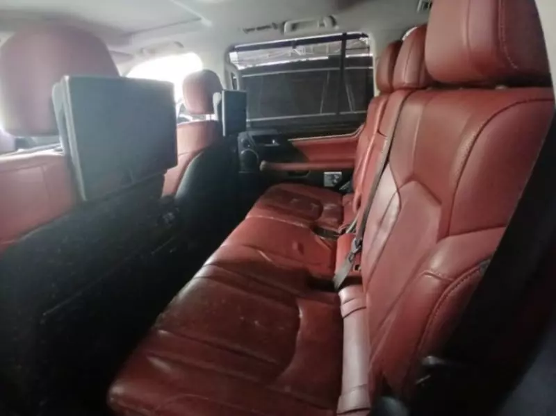 Lexus LX 570   - 2017