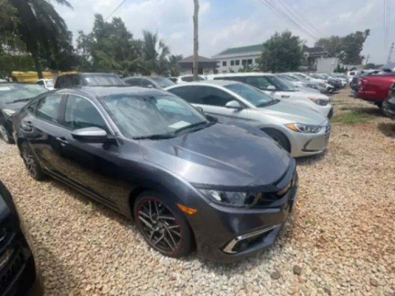 Honda Civic   - 2020