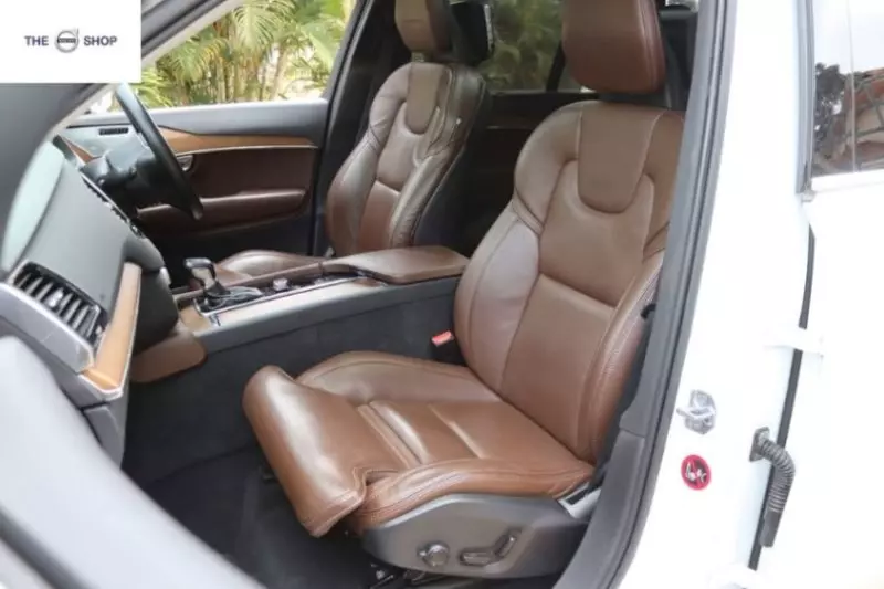 Volvo XC90   - 2018