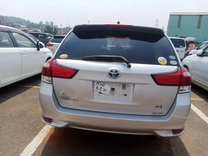 Toyota Fielder hybrid    - 2016
