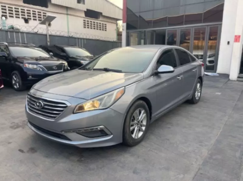 Hyundai Sonata   - 2015