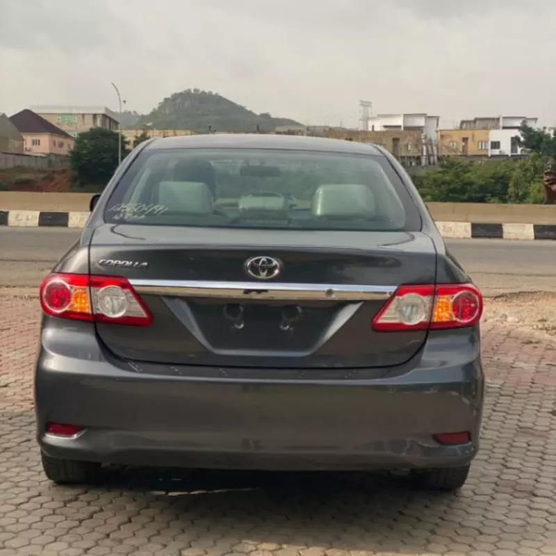 TOYOTA Corolla   - 2012