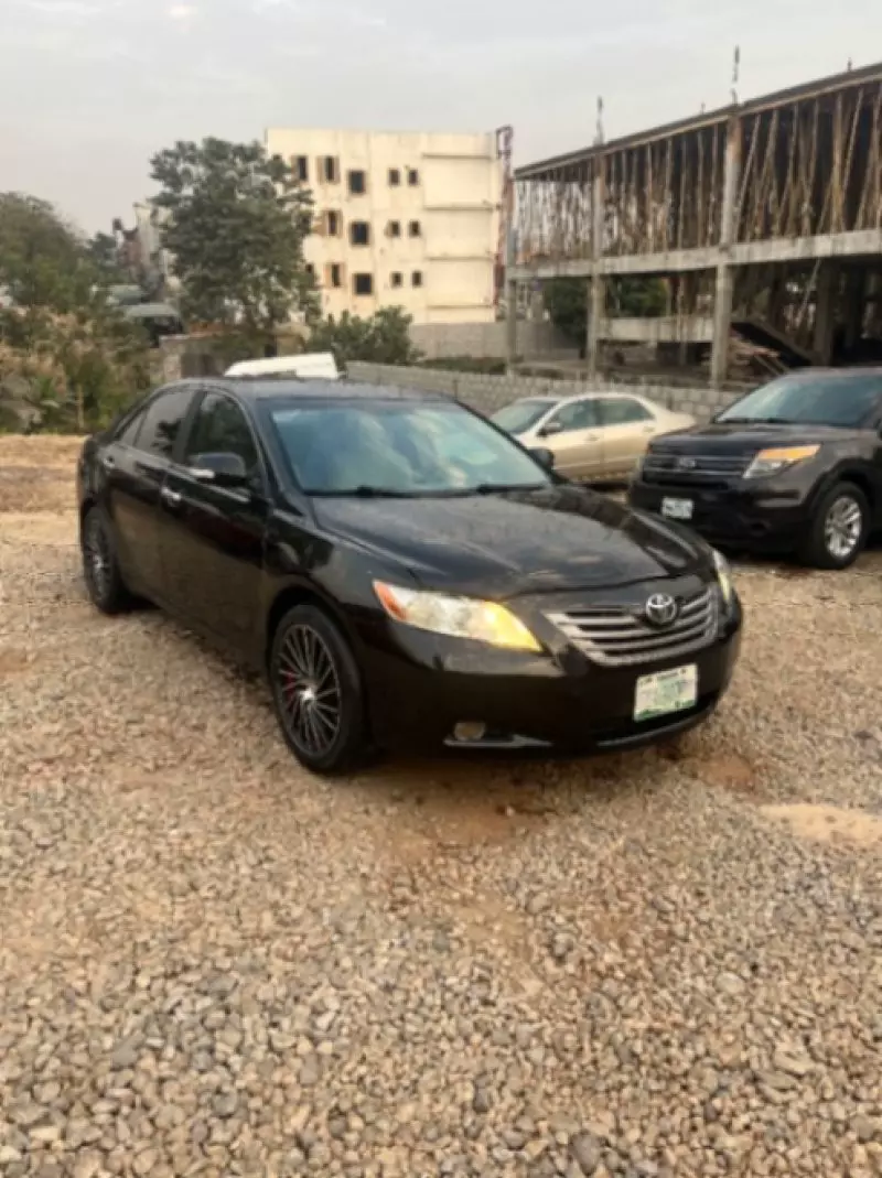 Toyota Camry   - 2007