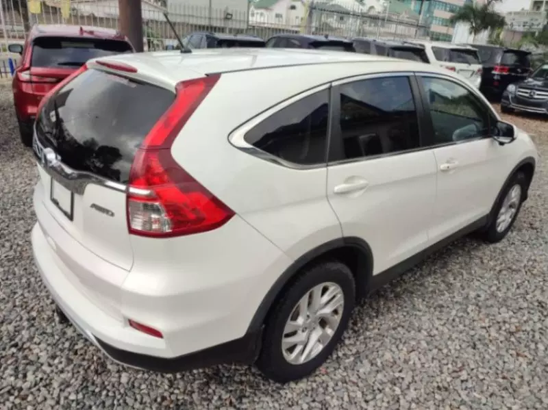 Honda CR-V   - 2016