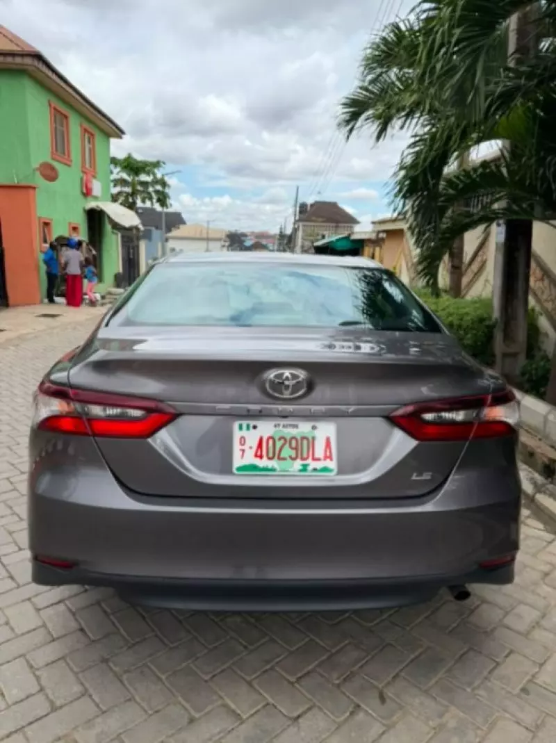 TOYOTA Camry   - 2022