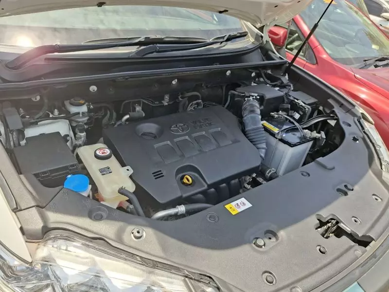 Toyota Harrier   - 2018