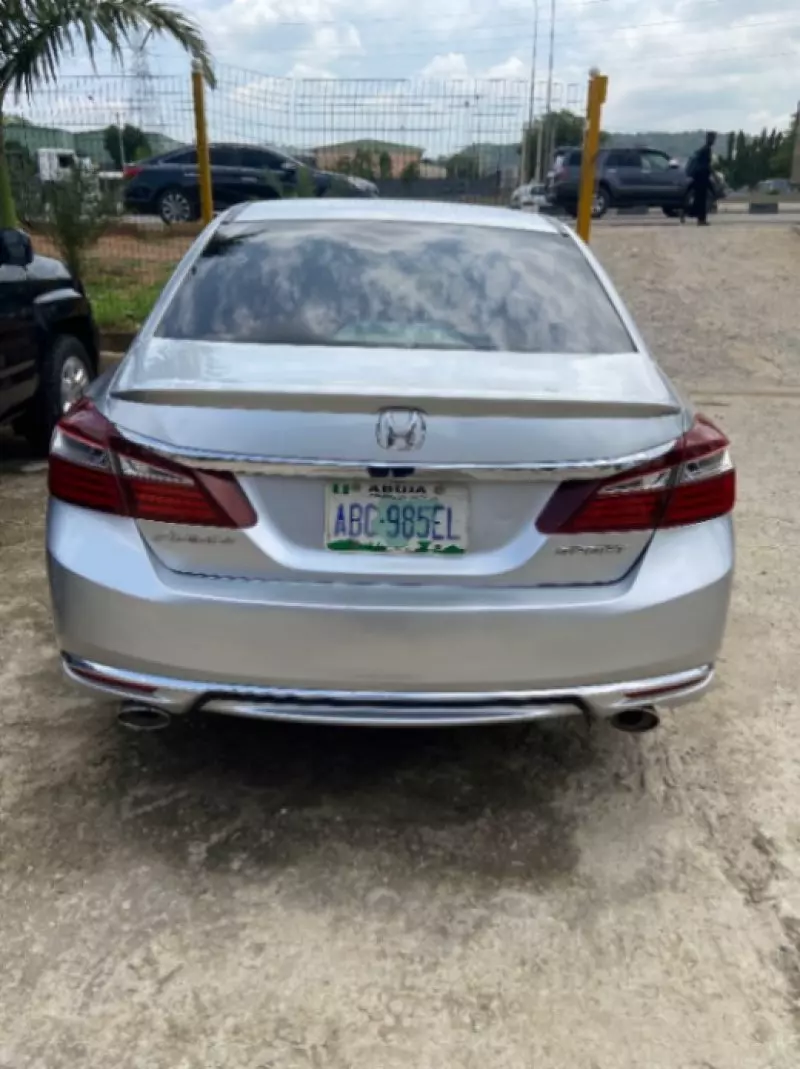 Honda Accord   - 2013