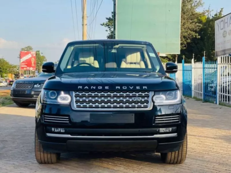 Land Rover Range Rover Vogue   - 2014