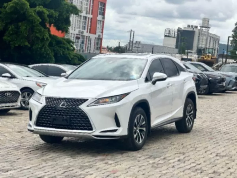 Lexus RX   - 2021