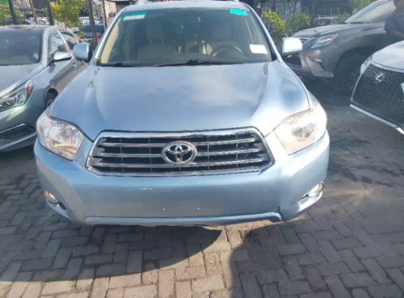 Toyota Highlander   - 2009